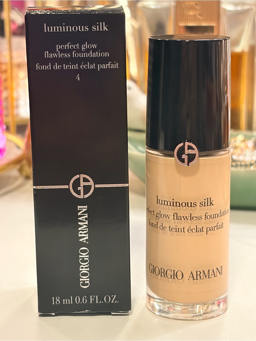 Giorgio Armani Luminous Silk Foundation - Shade 4